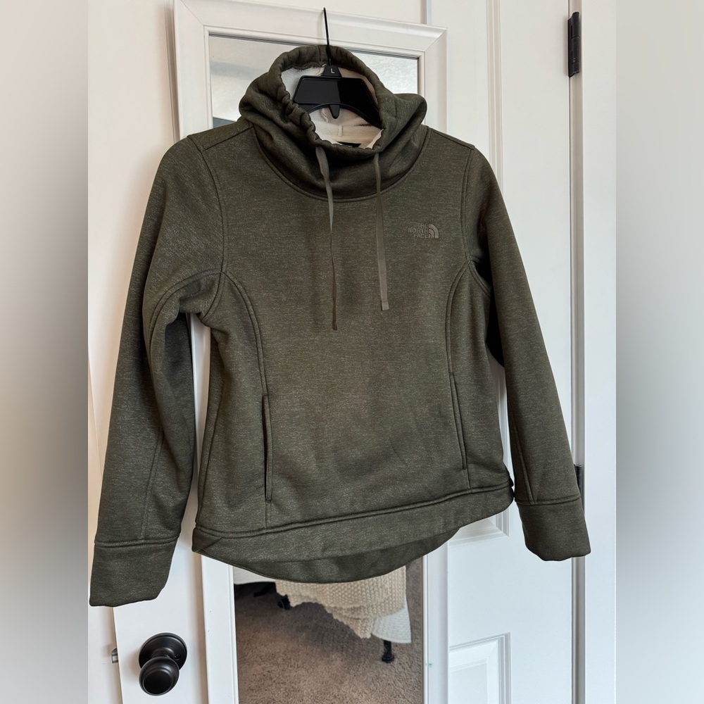 The North Face Forest Green Pullover